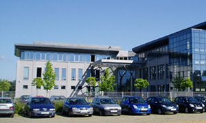 WIDEX WYSOKA kolo Wrocďż˝awia budynek produkcyjny